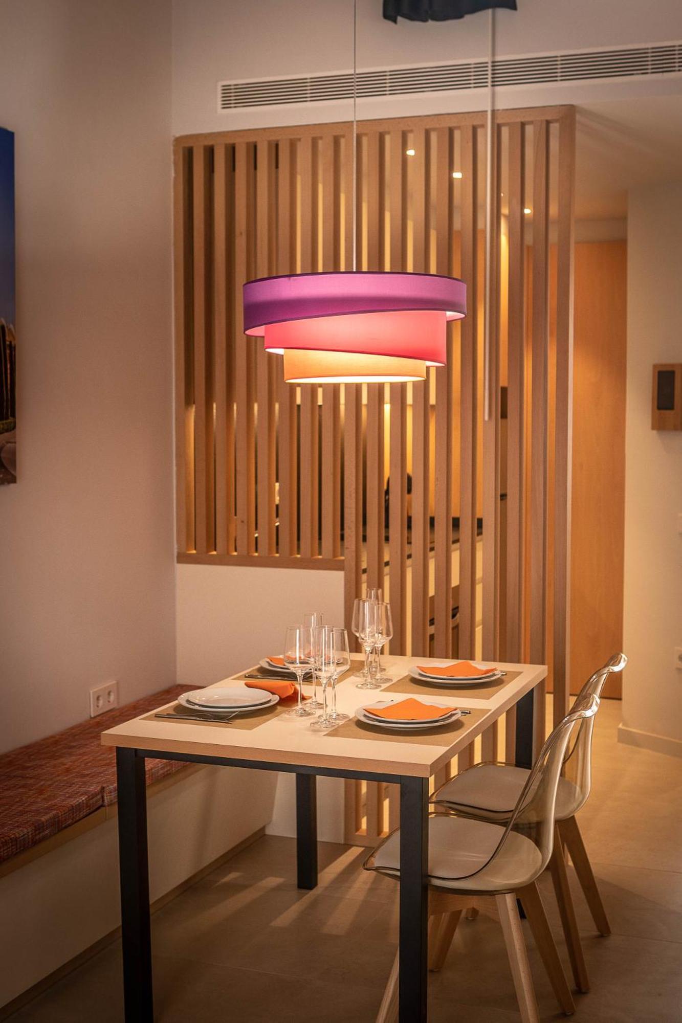 C&C Apartments Figueres  Exterior photo