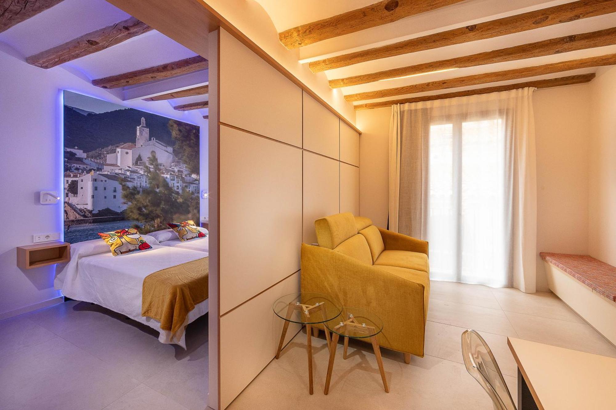 C&C Apartments Figueres  Exterior photo