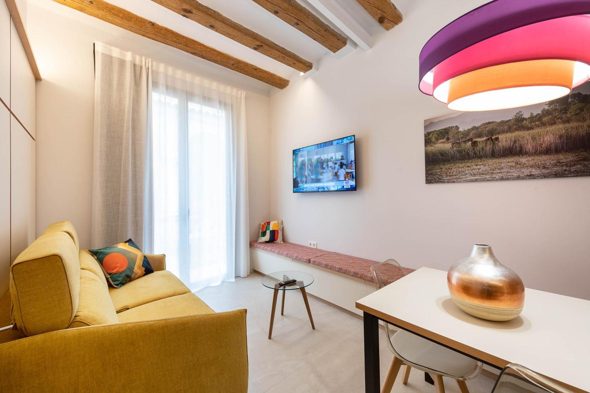 C&C Apartments Figueres  Exterior photo